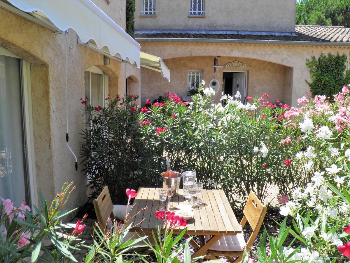 La Bastide Du Bouchou Bed & Breakfast Сикс-Фор-ле-Плаж Екстериор снимка